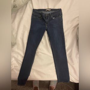 Levi’s 711 skinny dark wash